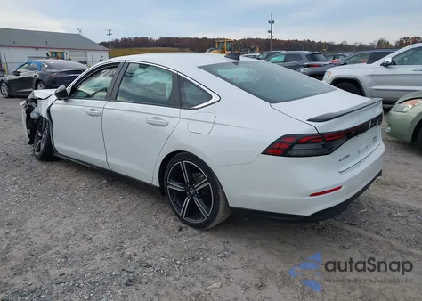 2024 Honda Accord Hybrid Sport из США, поврежденный, VIN 1HGCY2F52RA027715